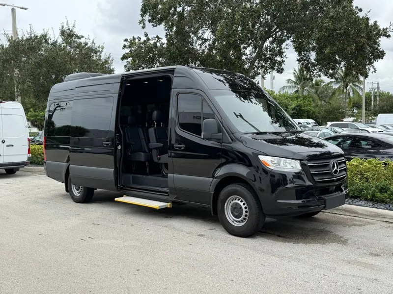 Miami Mercedes Sprinter Service